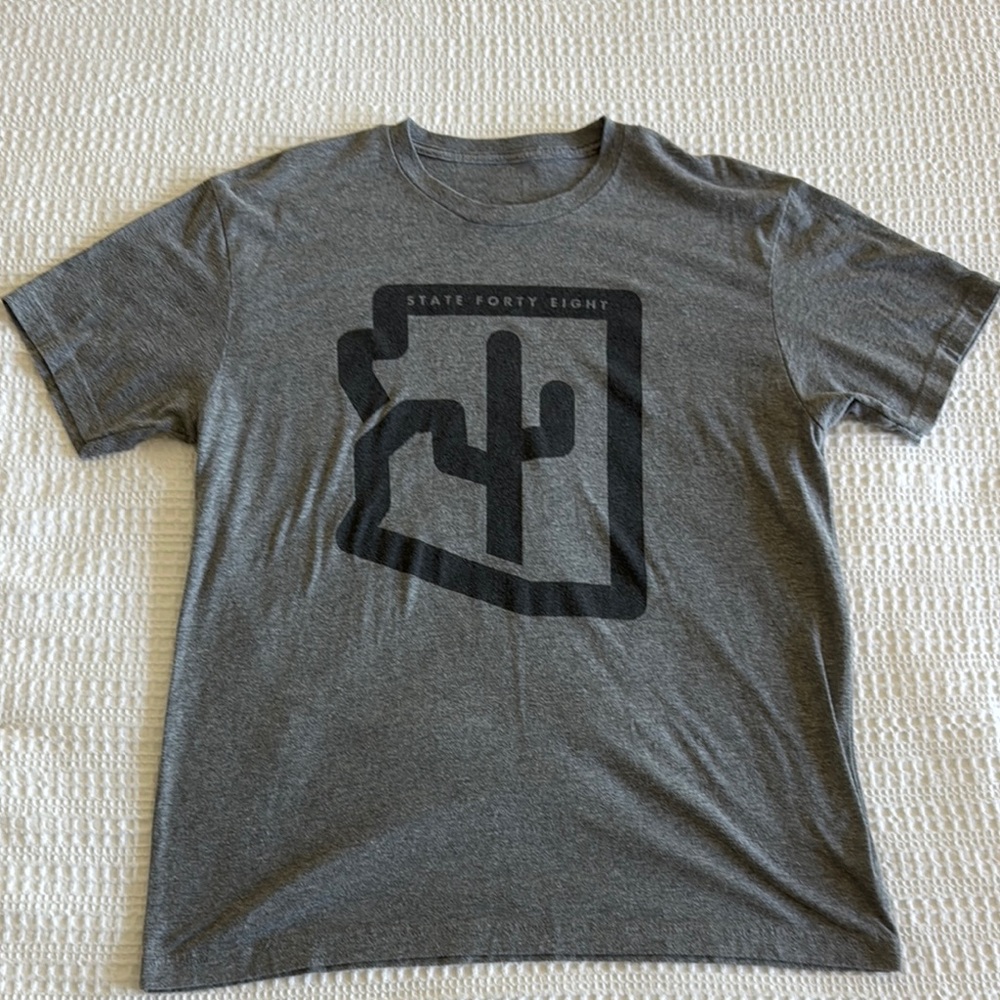 Gray Short Sleeve Tee with Arizona Graphic